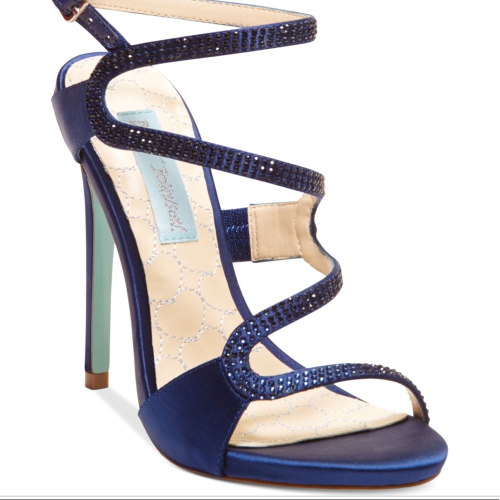 Make me an offer I can’t refuse.    Betsey Johnson
